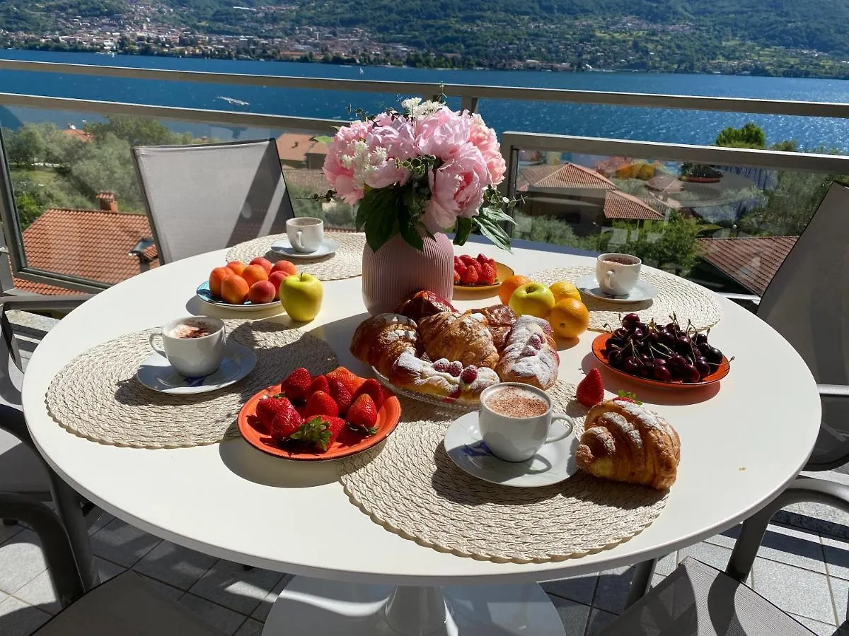 Le Terrazze Sul Lago Di Como Oliveto Lario Italy